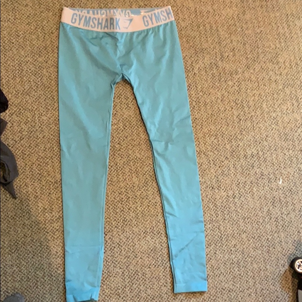 Size medium gymshark leggings. Blue